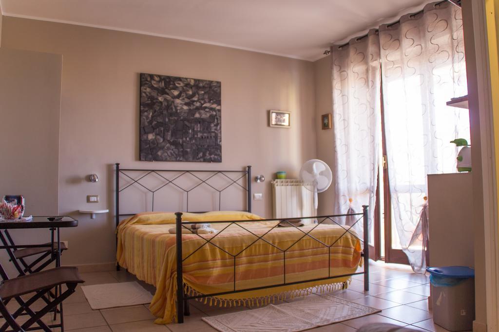 White Beach Alghero Luaran gambar