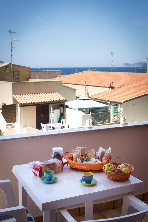 White Beach Alghero Luaran gambar